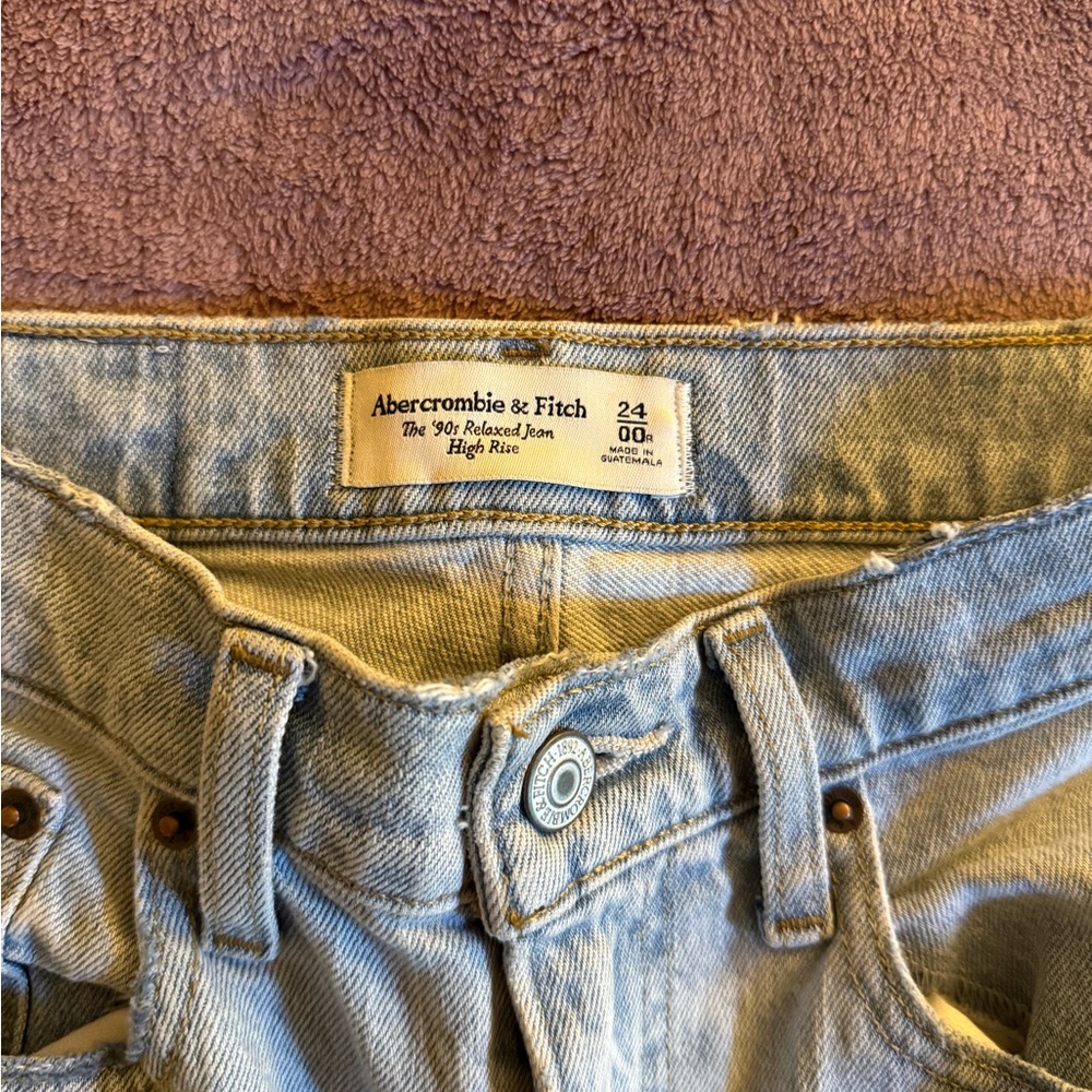 Abercrombie & Fitch Light Wash High Rise Jeans